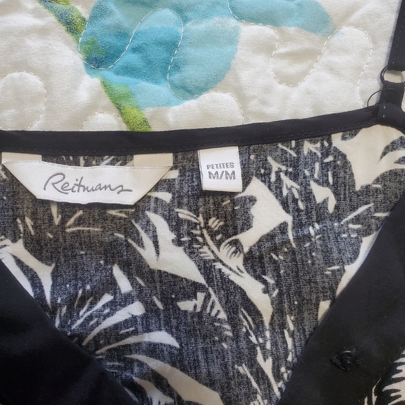 Romper - Picture 2 of 3